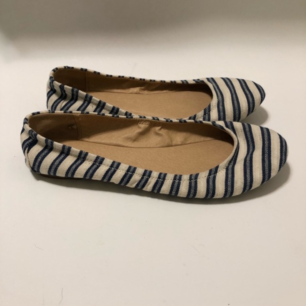 Sonoma Shoes Women’s Size 9.5 Flats Slip On Ballet Stripes